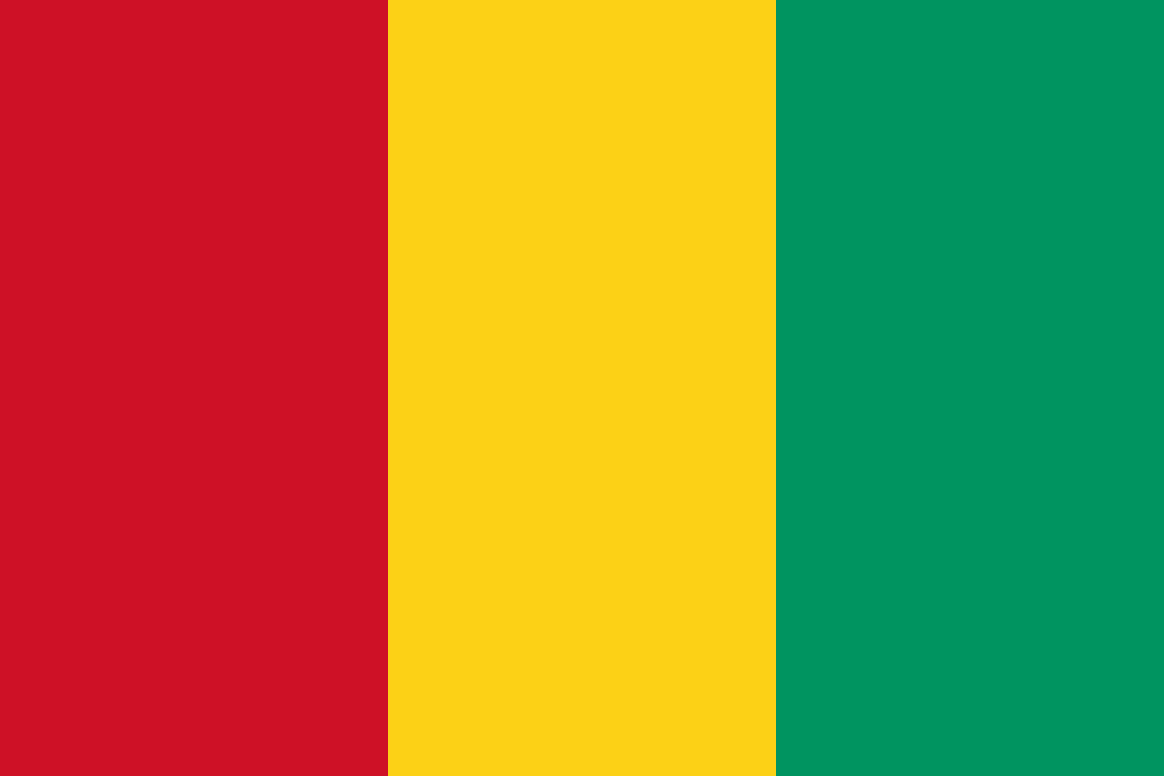 Bandera de Guinea: tres franjas verticales roja, amarilla y verde