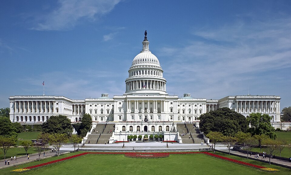El Capitolio de Estados Unidos con su gran cúpula blanca