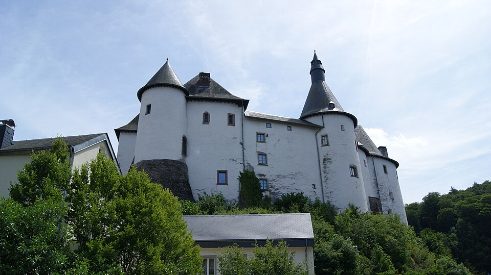 El castillo blanco de Clervaux con sus torres