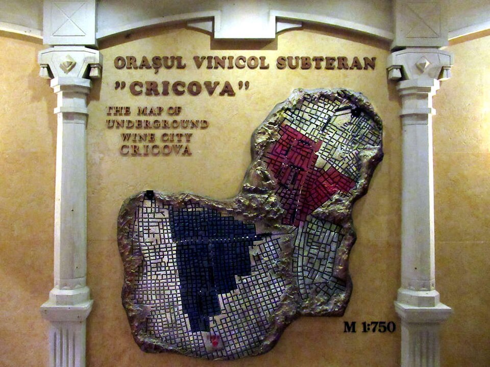 Un mapa en mosaico de la ciudad subterránea de vino de Cricova
